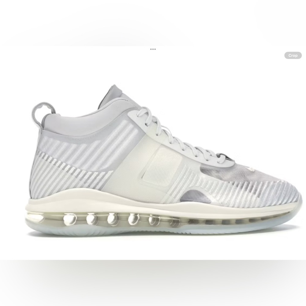 NIKE LEBRON X JE ICON SNEAKERS